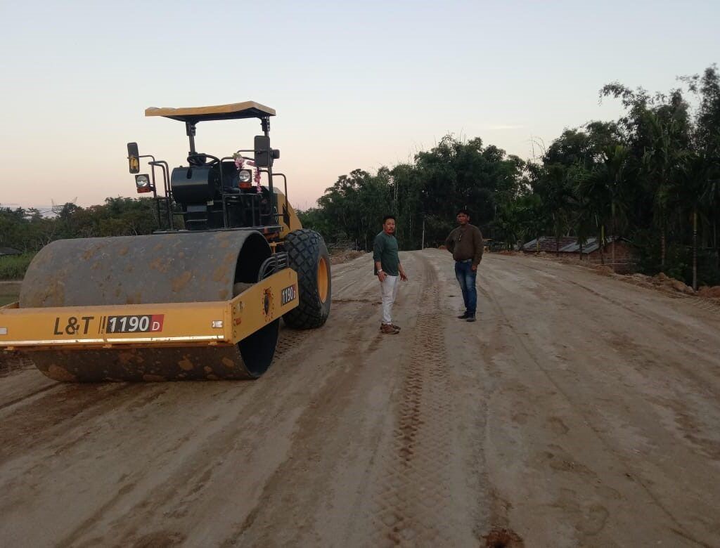 Rolling work Embankment 3rd layer